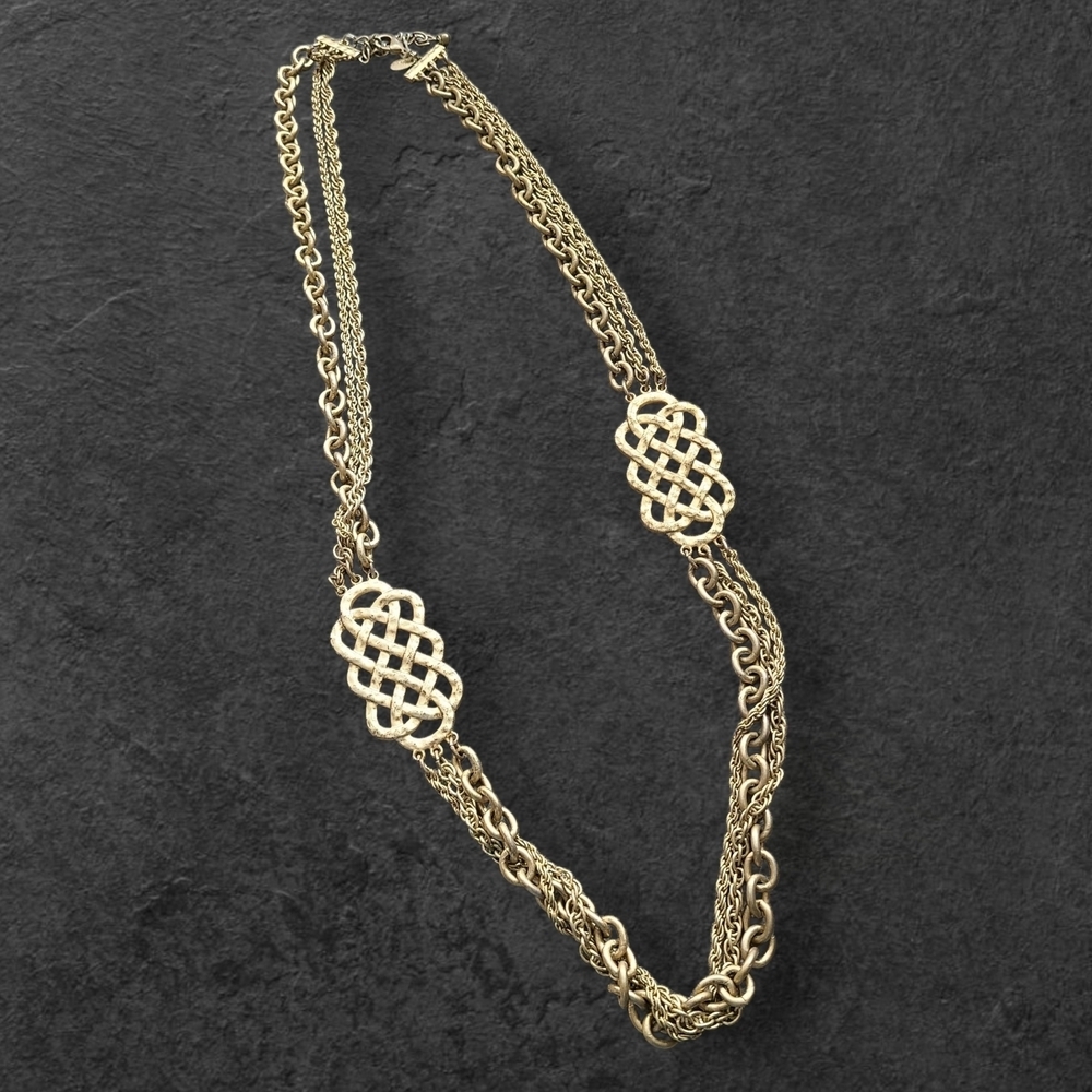Vtg Lia Sophia "Knotted Up" retired three-strand matte goldtone chain necklace